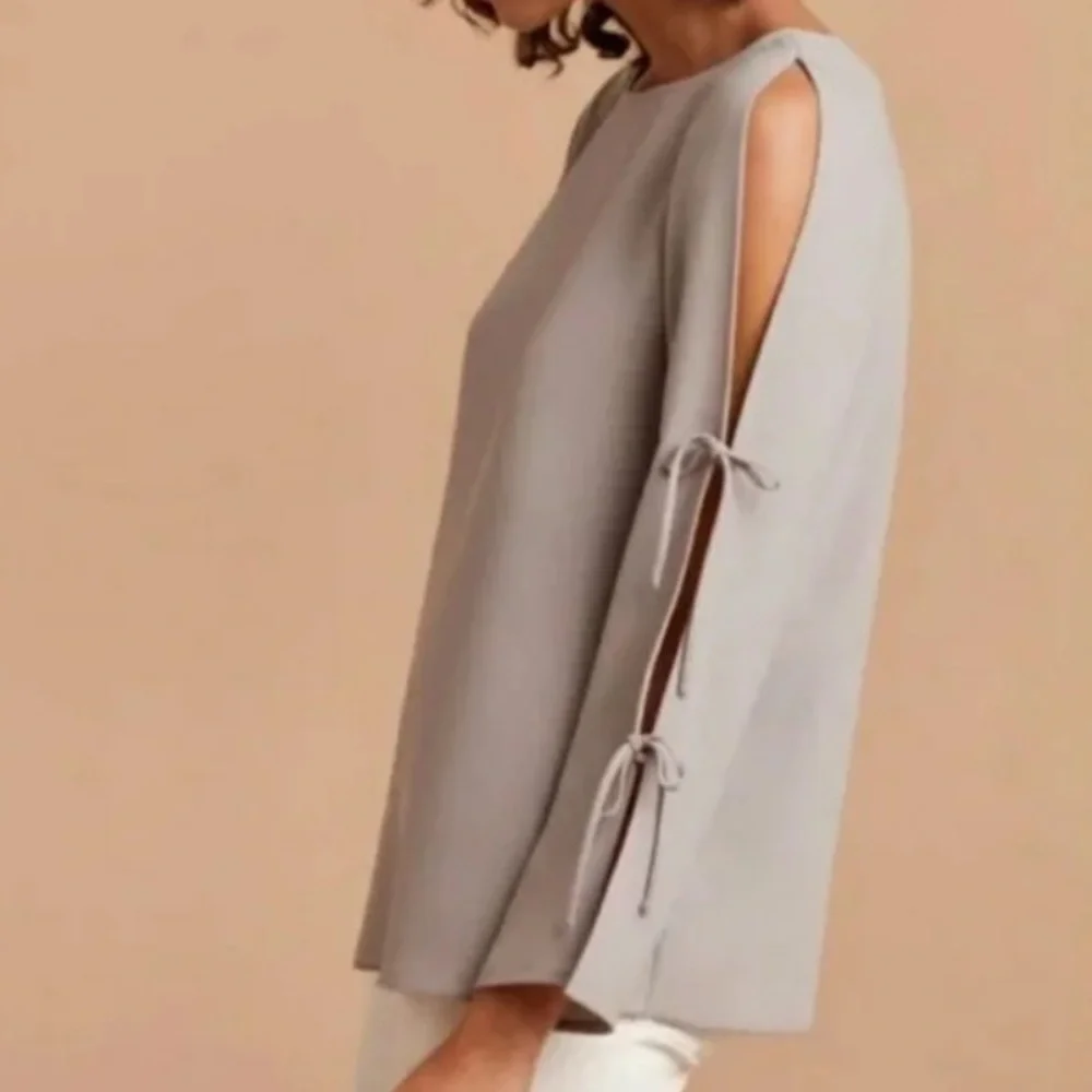 Aritzia Wilfred Pozzi drapey Blouse Long tied Sleeve with silk Size XS - Picture 3 of 12